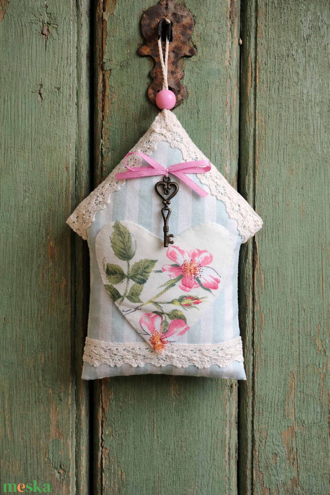 Csipkerózsás házikó - ajtódísz  - otthon & életmód - dekoráció - fali és függő dekoráció - függődísz - Meska.hu