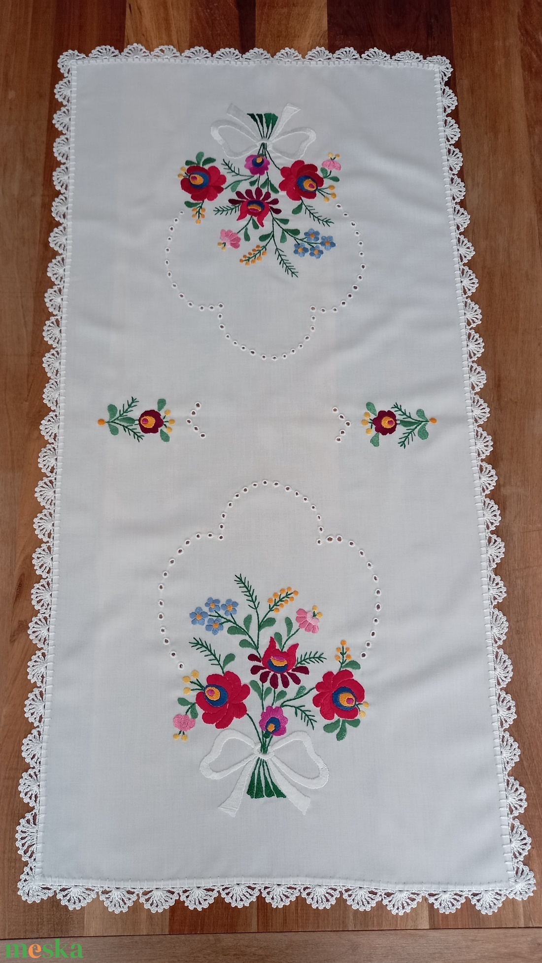 Matyó terítő  Matyóföldről 45�90 cm - otthon & életmód - lakástextil - abrosz, terítő - étkezőabrosz - Meska.hu