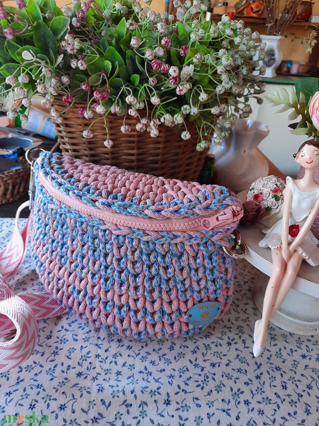 Horgolt crossbody - táska & tok - kézitáska & válltáska - alkalmi táska - Meska.hu