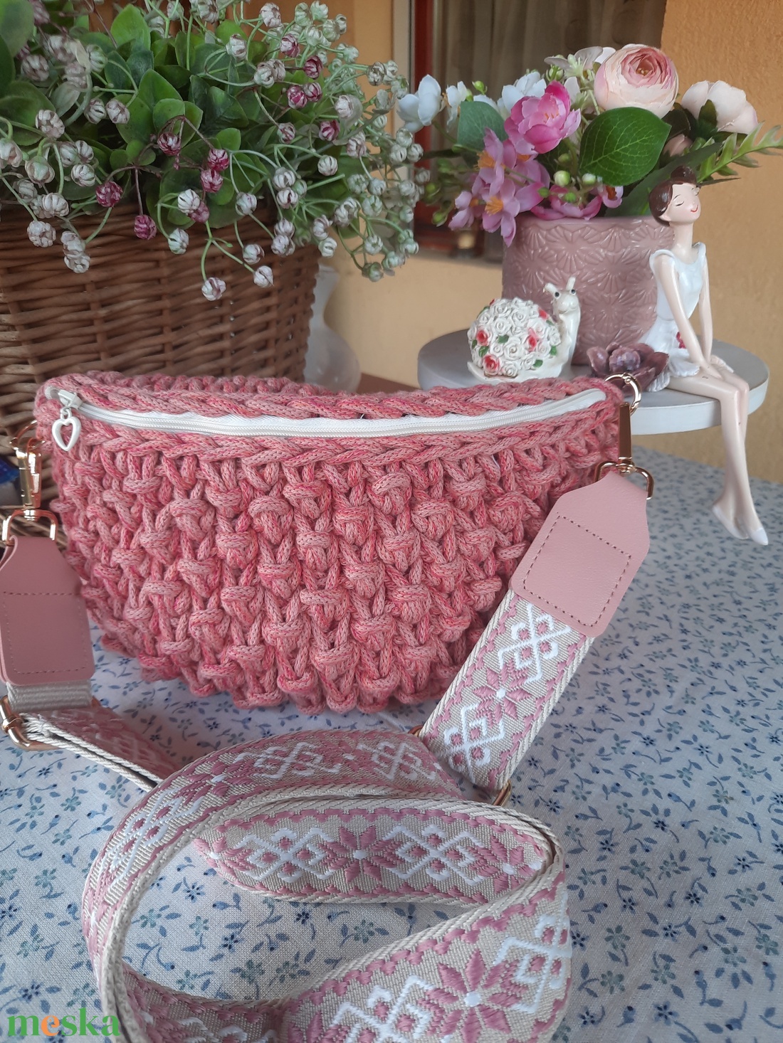 Horgolt crossbody - táska & tok - kézitáska & válltáska - alkalmi táska - Meska.hu