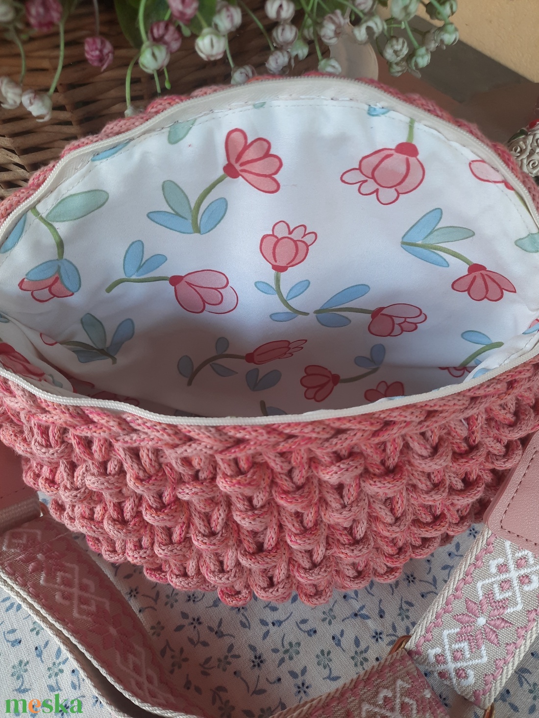 Horgolt crossbody - táska & tok - kézitáska & válltáska - alkalmi táska - Meska.hu