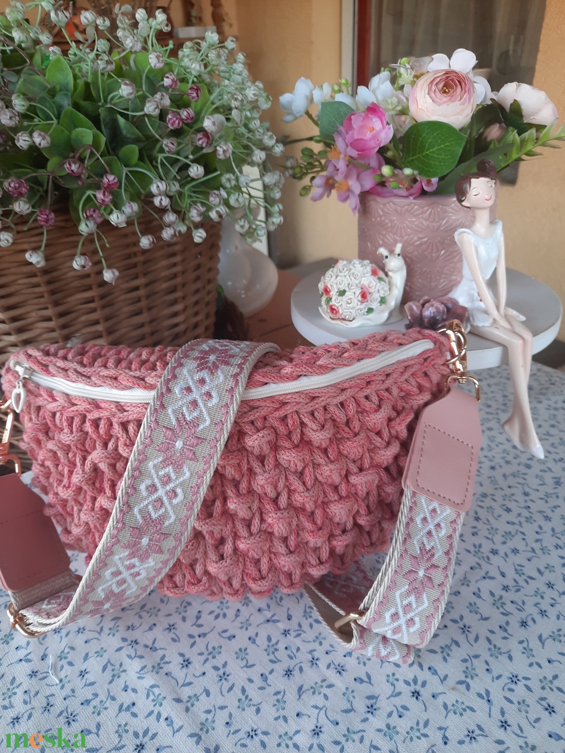 Horgolt crossbody - táska & tok - kézitáska & válltáska - alkalmi táska - Meska.hu