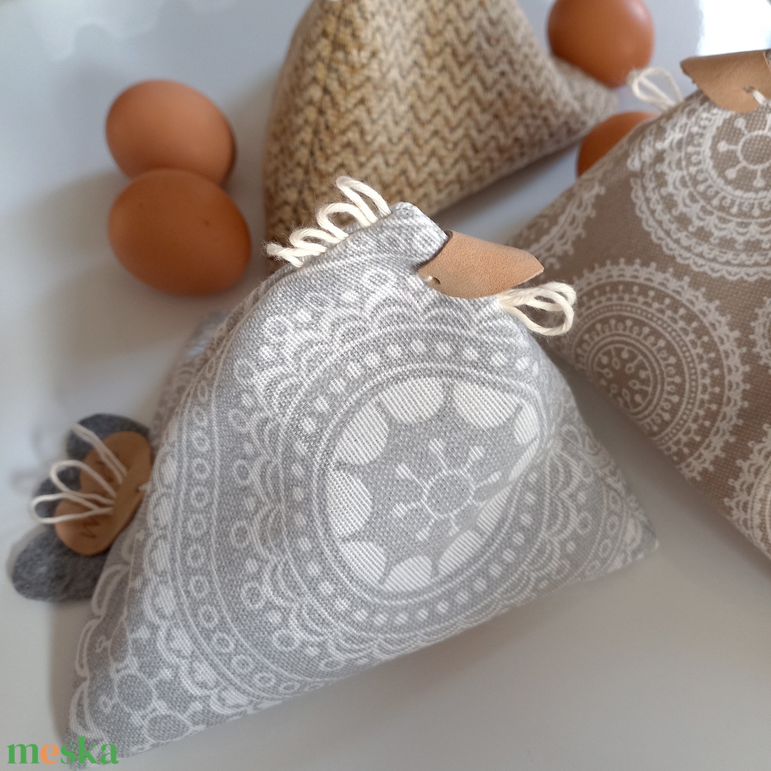 TYÚK - textil batyu - ünnepi díszek, dekorációk - húsvéti díszek és dekorációk - húsvéti ajándékátadó - Meska.hu