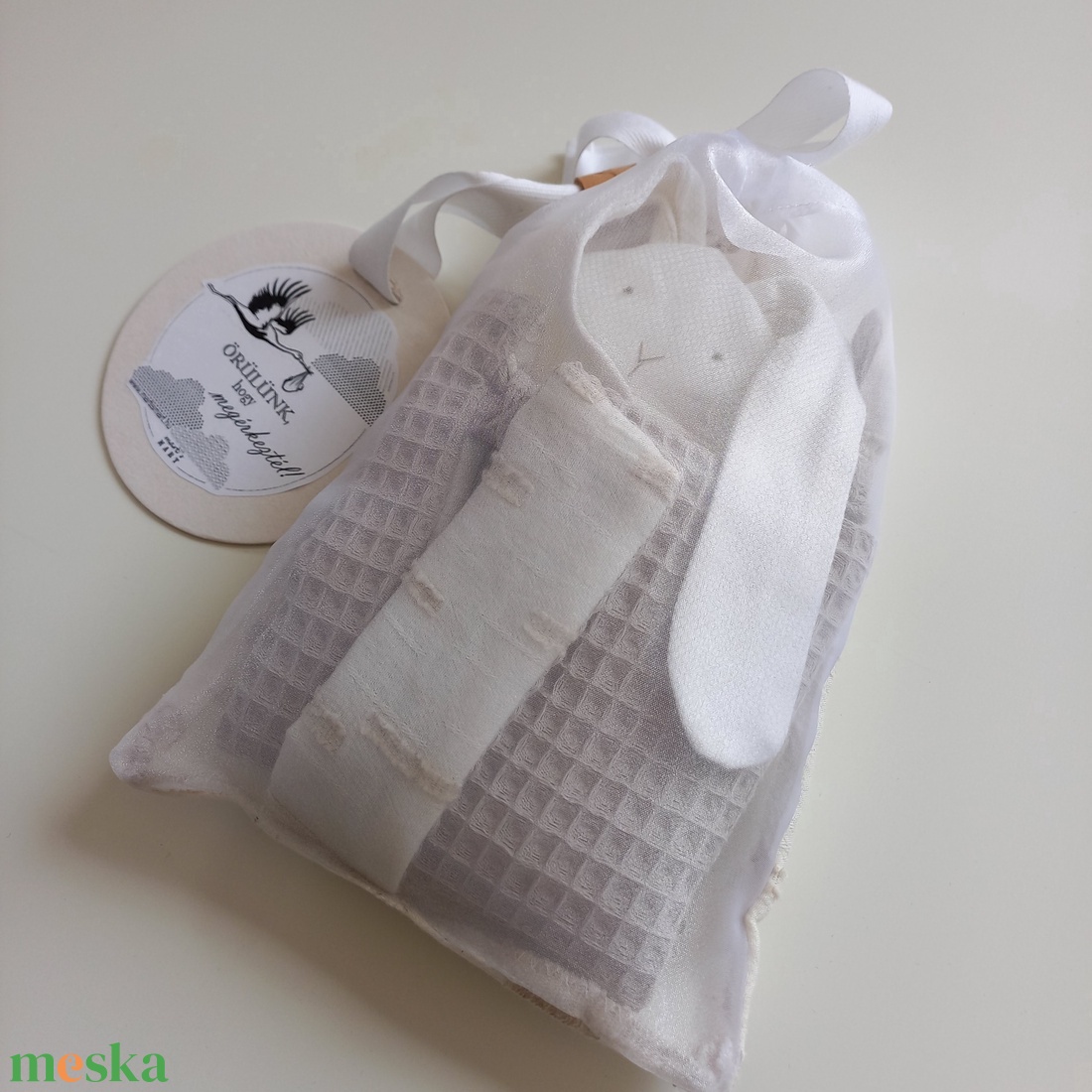  nyuszis szundikendő - alvóka, újszülött kortól  - baba - mama - baba játékok - szundikendő, alvóka - Meska.hu