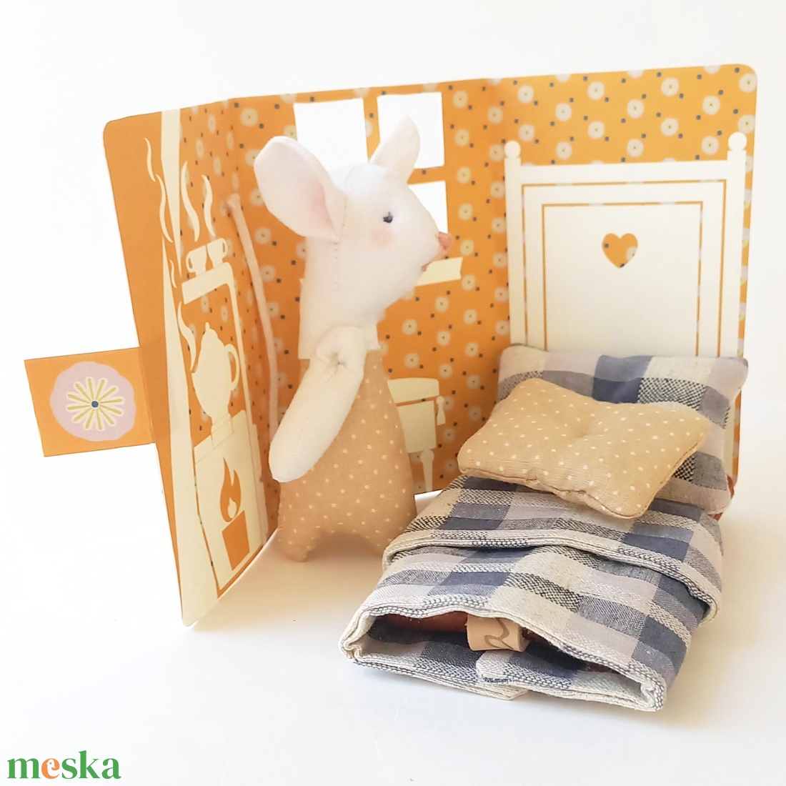Egérke - textil-, marokjáték gyufásdobozban, kihajtogatható mini hálószobával - játék & sport - plüssállat & játékfigura - egér - Meska.hu