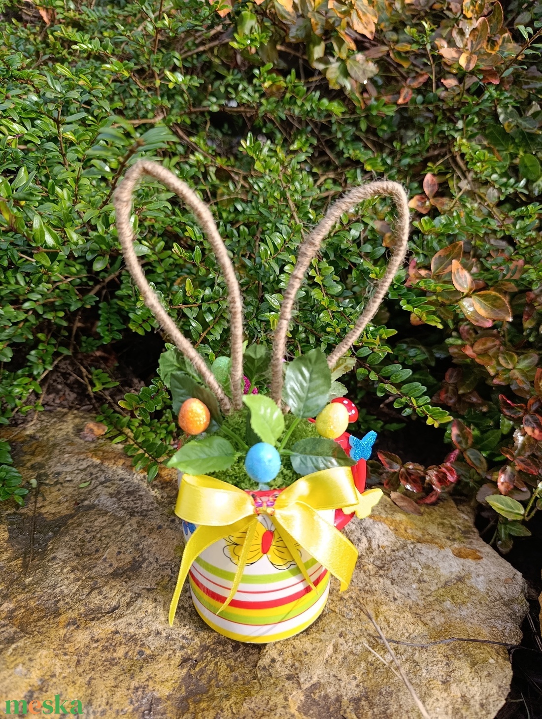 vidám nyuszis asztalidísz - ünnepi díszek, dekorációk - húsvéti díszek és dekorációk - húsvéti asztaldíszek - Meska.hu