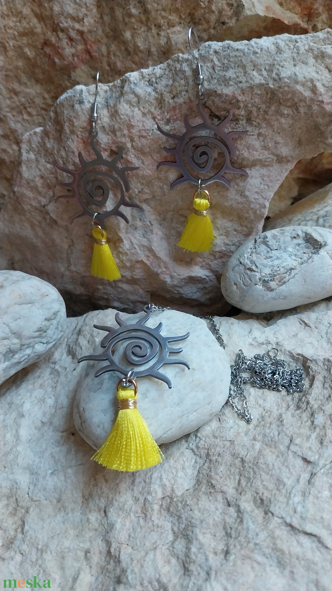 napfény lánc+fülbevaló szett - ékszer - nyaklánc - medálos nyaklánc - Meska.hu