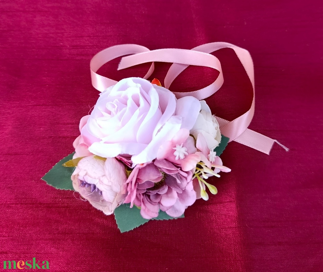 Lány tanú/ Koszorúslány csuklódísz mályva színben - esküvő - meghívó & kártya - koszorúslány felkérő - Meska.hu