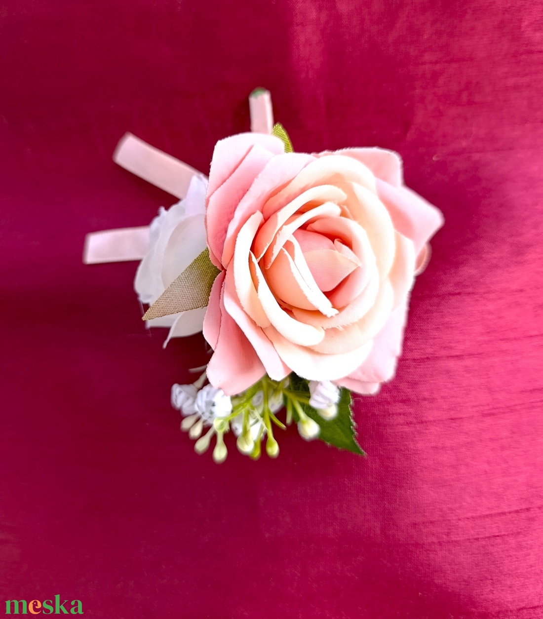 vőlegény/ fiú tanú kitűző,  rózsaszín- fehér virágokkal - esküvő - meghívó & kártya - tanú felkérő - Meska.hu