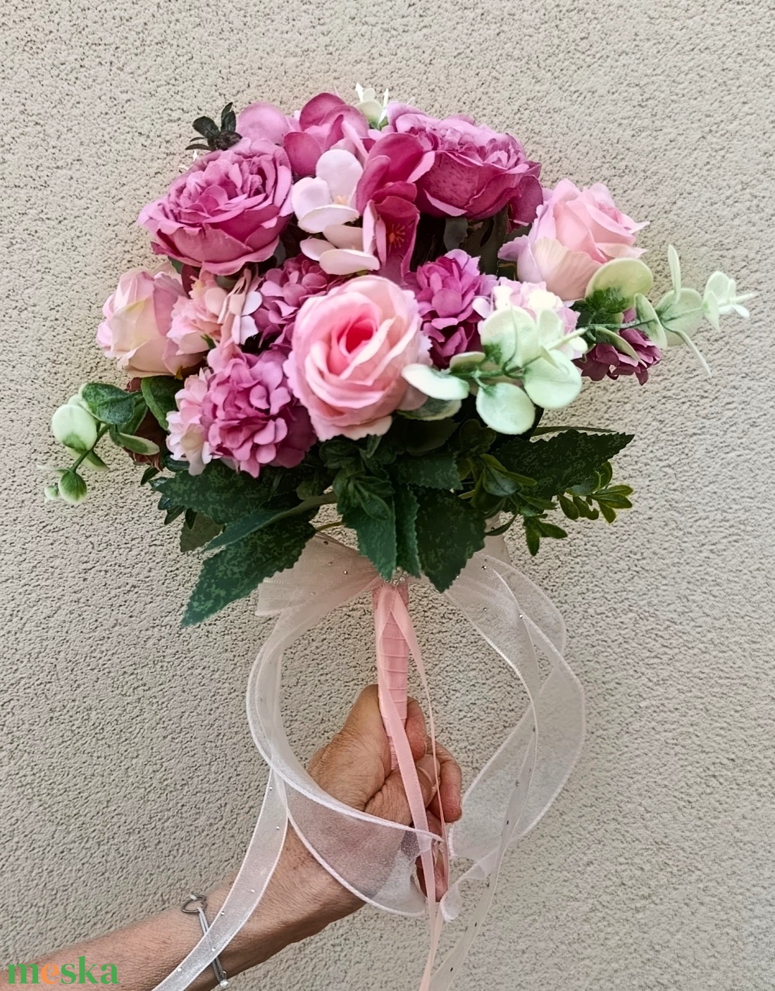 Sötétrózsaszín árnyalatú menyasszonyi csokor - esküvő - menyasszonyi- és dobócsokor - Meska.hu