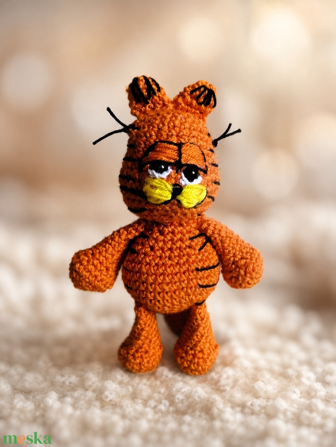 Garfield kabala, autódísz (horgolt) - otthon & életmód - autó - visszapillantó dísz - Meska.hu