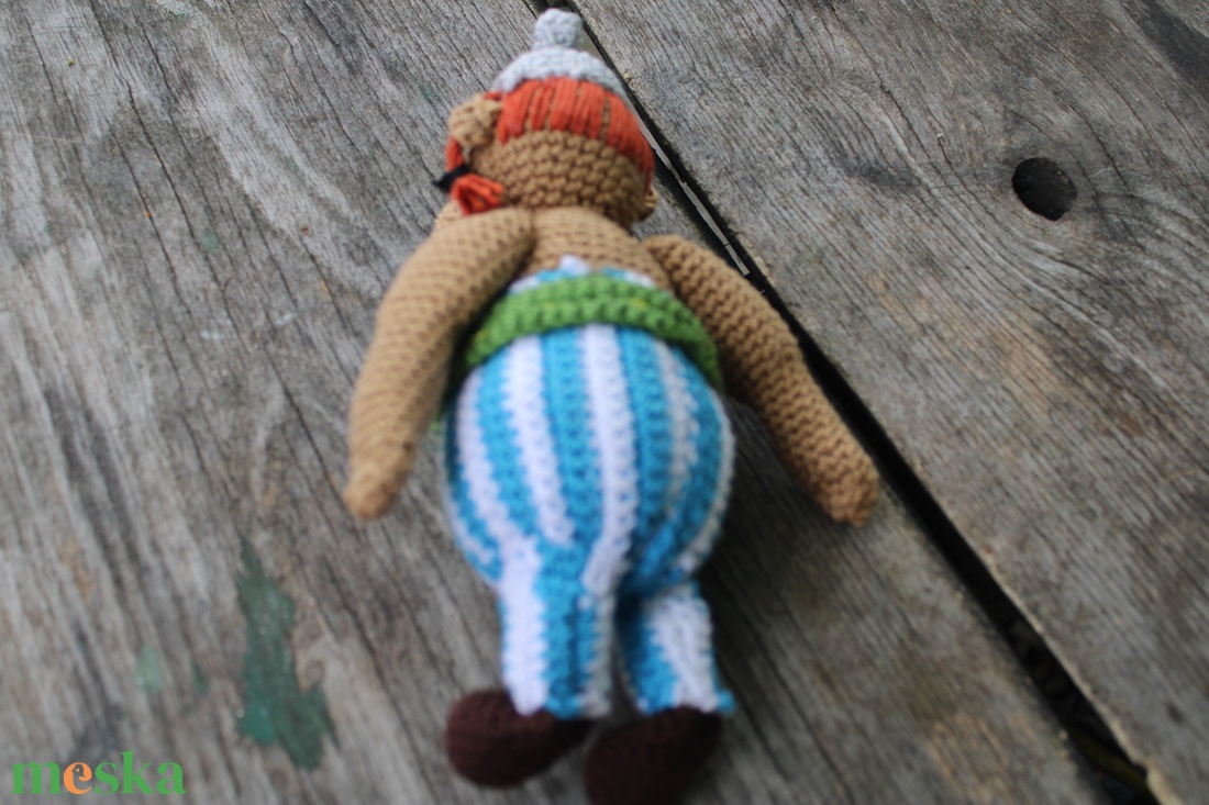 Asterix a bátor gall- egyedi, kézzel horgolt amigurumi figura - otthon & életmód - autó - visszapillantó dísz - Meska.hu
