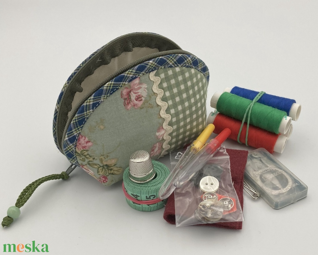 Varrókészlet - zöld - otthon & életmód - lakástextil - varrókellék - Meska.hu