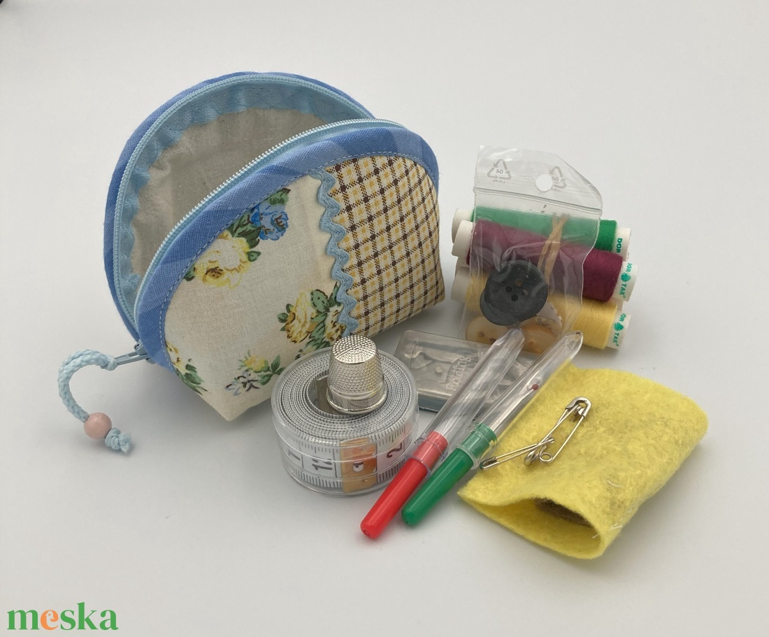 Varrókészlet - kék-sárga - otthon & életmód - lakástextil - varrókellék - Meska.hu