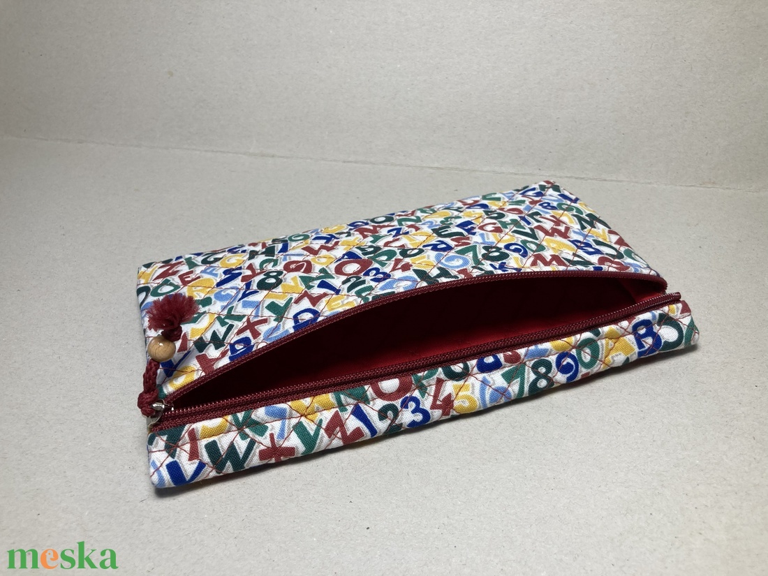 Betűk-számok tolltartó/ceruzatartó vagy neszesszer - otthon & életmód - papír, írószer - tolltartó & ceruzatekercs - Meska.hu