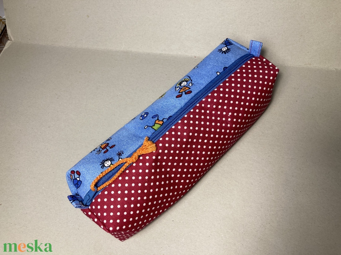 Felemás - nagyobb méretű - pipere/tolltartó/tároló - táska & tok - neszesszer - Meska.hu