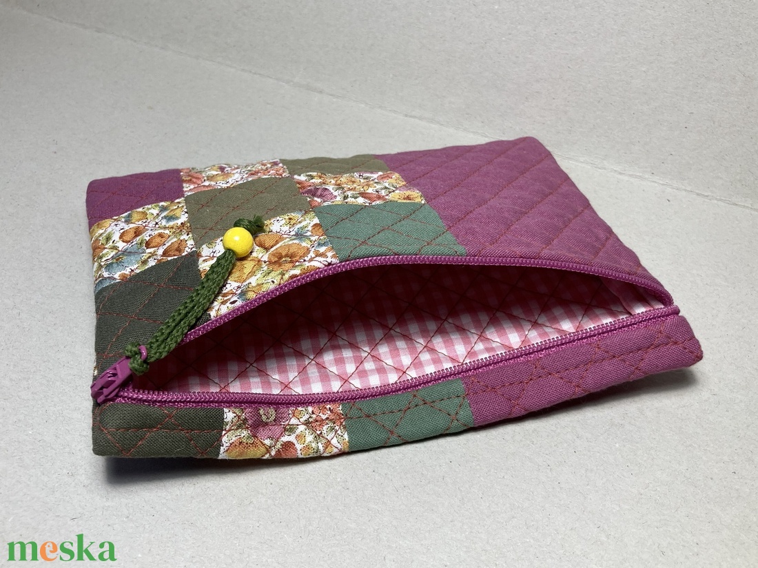 Püspöklila tolltartó/ceruzatartó vagy neszesszer - otthon & életmód - papír, írószer - tolltartó & ceruzatekercs - Meska.hu