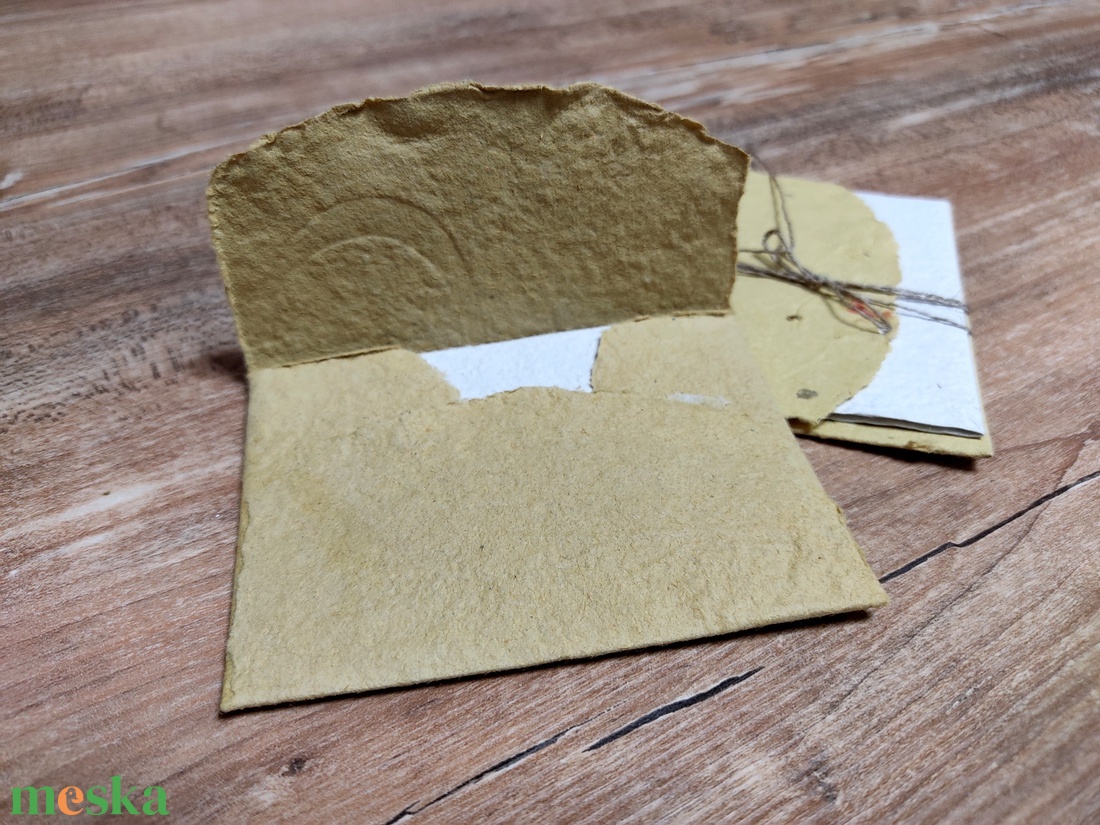 5 db. kör alakú tört natur sárga nyomott mintás merített papír (19 cm, +,-) - kellékek & szerszámok - papír - dekorációs papír - Meska.hu 5 db. kör alakú tört natur sárga nyomott mintás merített papír (19 cm, +,-) - kellékek & szerszámok - papír - dekorációs papír - Meska.hu