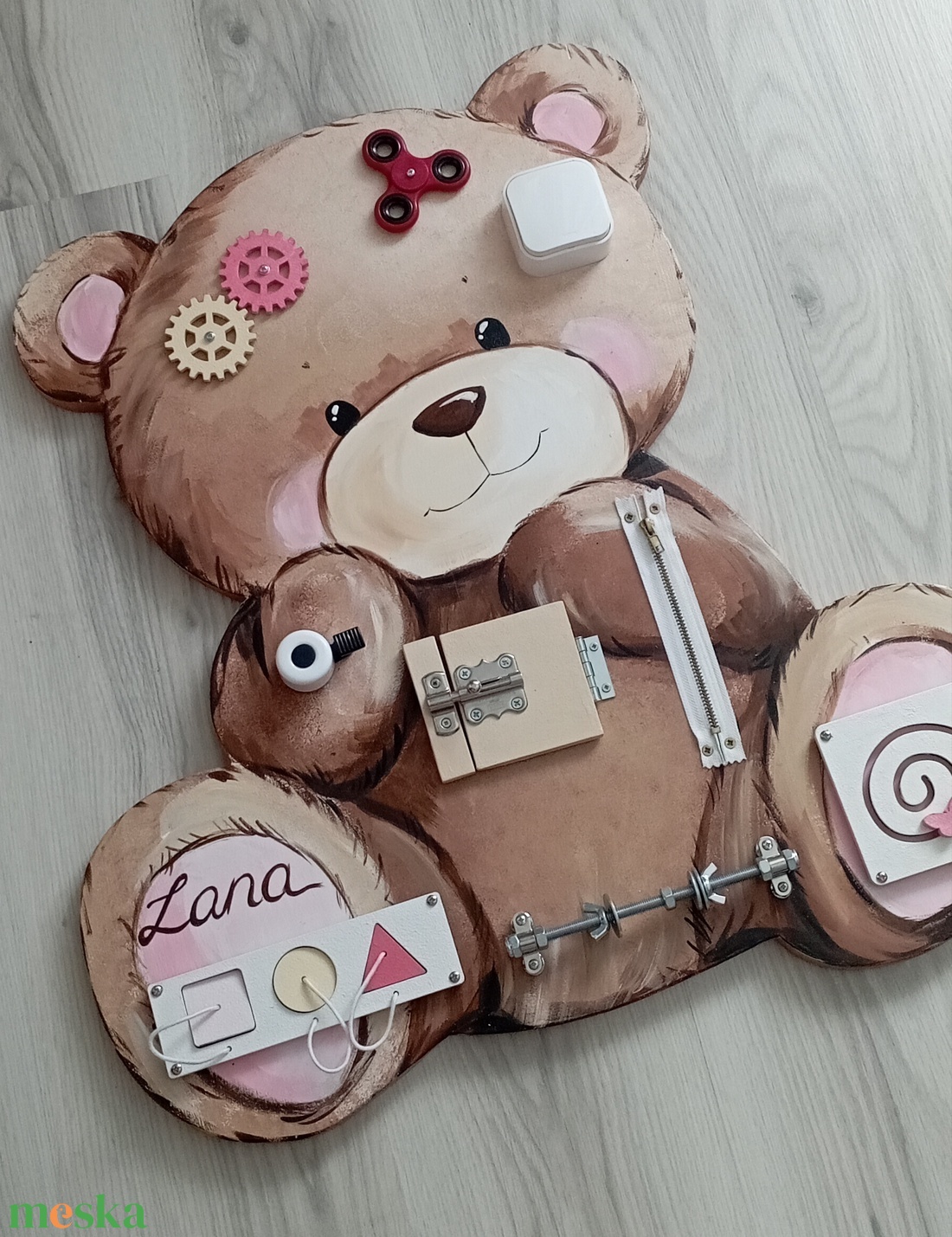 Lány Maci Matatófal  - baba - mama - baba játékok - matatófal - Meska.hu