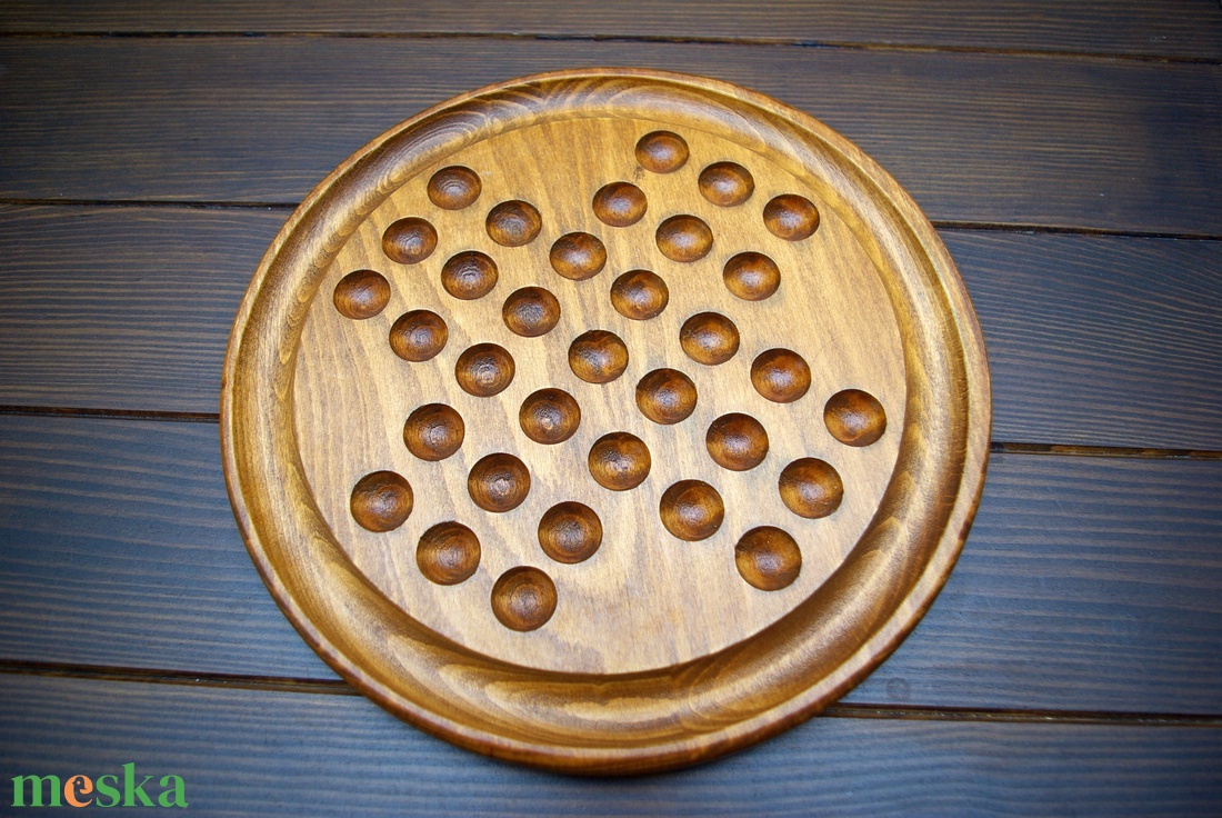 Remete játék (szőke dió színben, színes üveggolyókkal)(angol táblás peg solitaire)nes - játék & sport - táblajáték és kártyajáték - társasjátékok - Meska.hu Remete játék (szőke dió színben, színes üveggolyókkal)(angol táblás peg solitaire)nes - játék & sport - táblajáték és kártyajáték - társasjátékok - Meska.hu