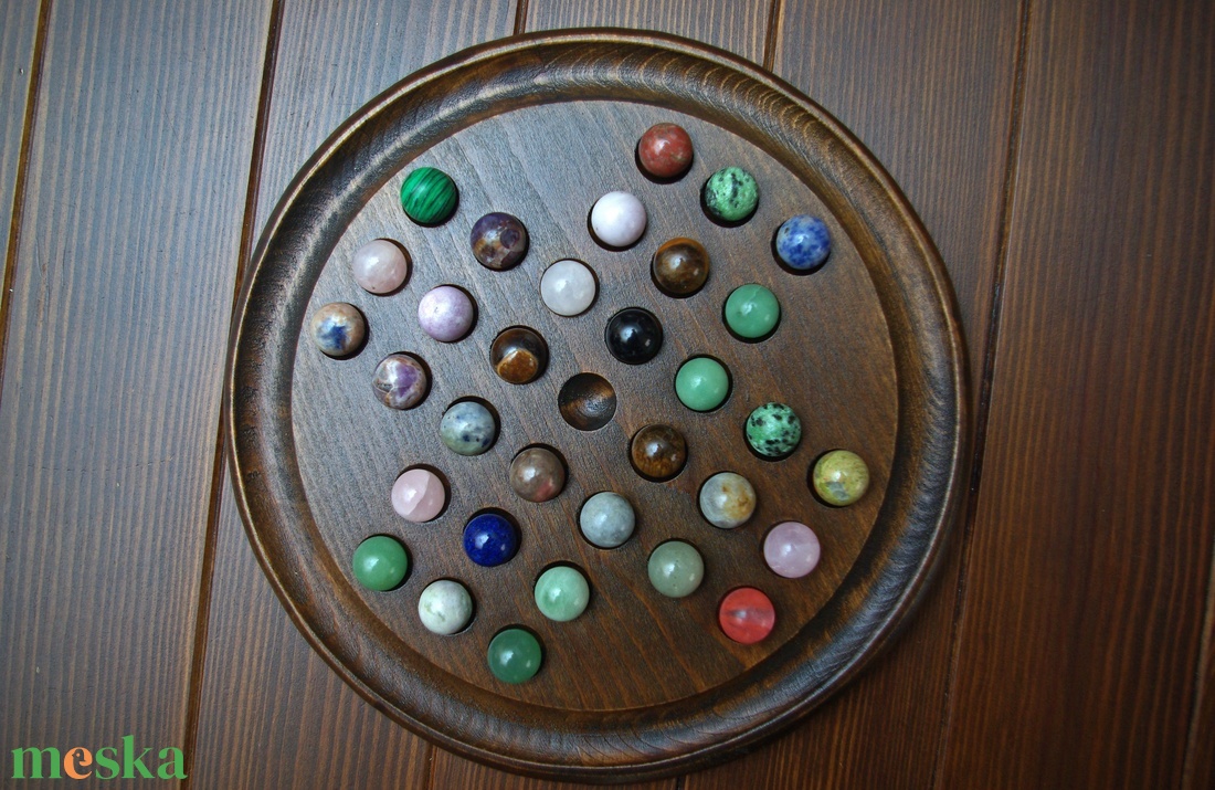 Remete játék ásvány golyókkal (angol táblás peg solitaire) - játék & sport - táblajáték és kártyajáték - társasjátékok - Meska.hu Remete játék ásvány golyókkal (angol táblás peg solitaire) - játék & sport - táblajáték és kártyajáték - társasjátékok - Meska.hu