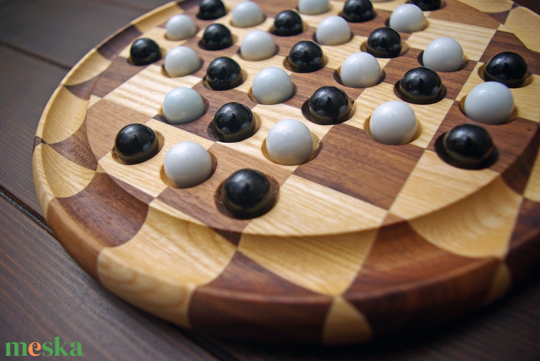 Remete játék pepita (angol táblás peg solitaire) - játék & sport - táblajáték és kártyajáték - társasjátékok - Meska.hu Remete játék pepita (angol táblás peg solitaire) - játék & sport - táblajáték és kártyajáték - társasjátékok - Meska.hu