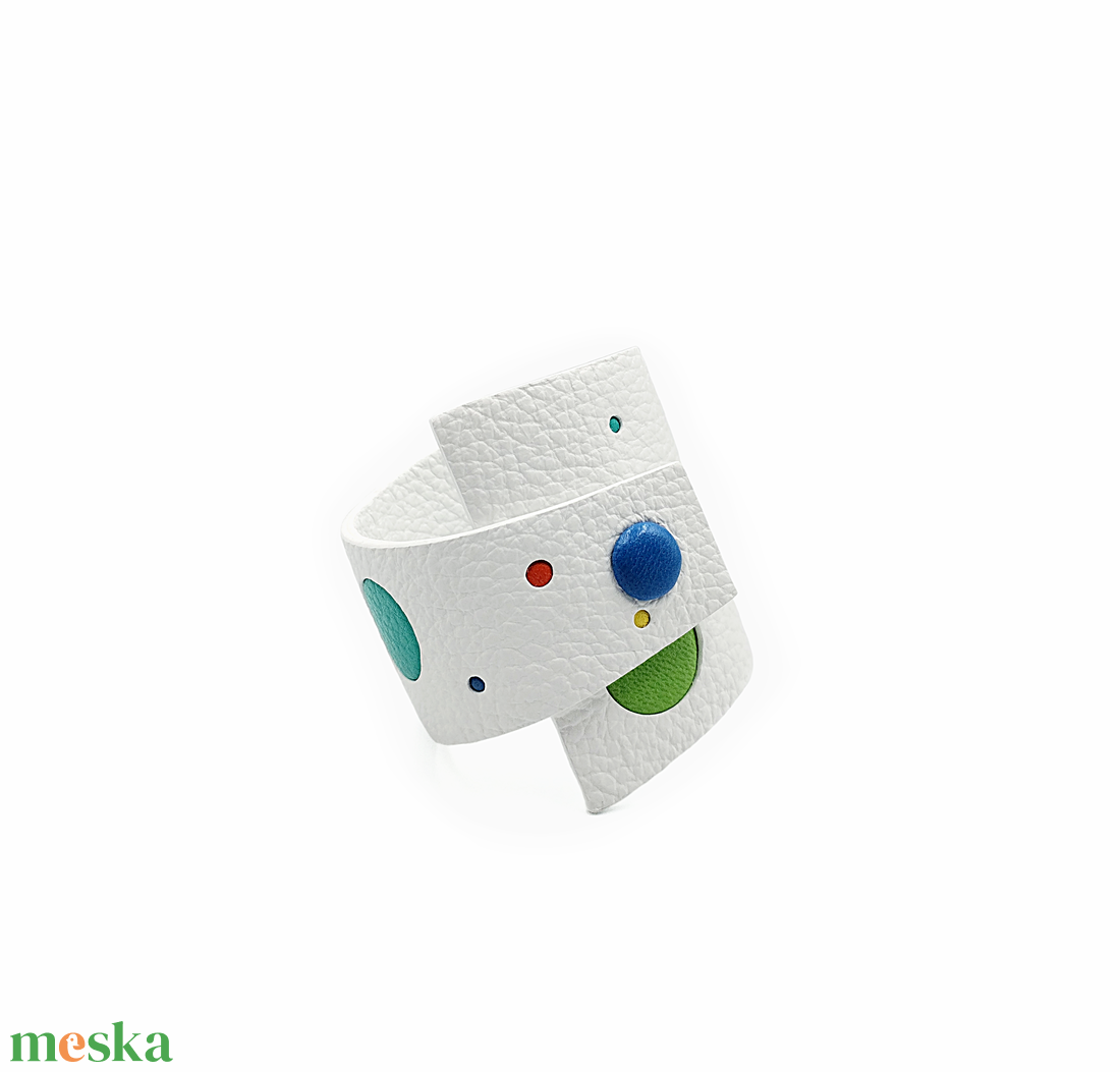 Dots fehér-színes pöttyös bőr karkötő - ékszer - karkötő - széles karkötő - Meska.hu Dots fehér-színes pöttyös bőr karkötő - ékszer - karkötő - széles karkötő - Meska.hu