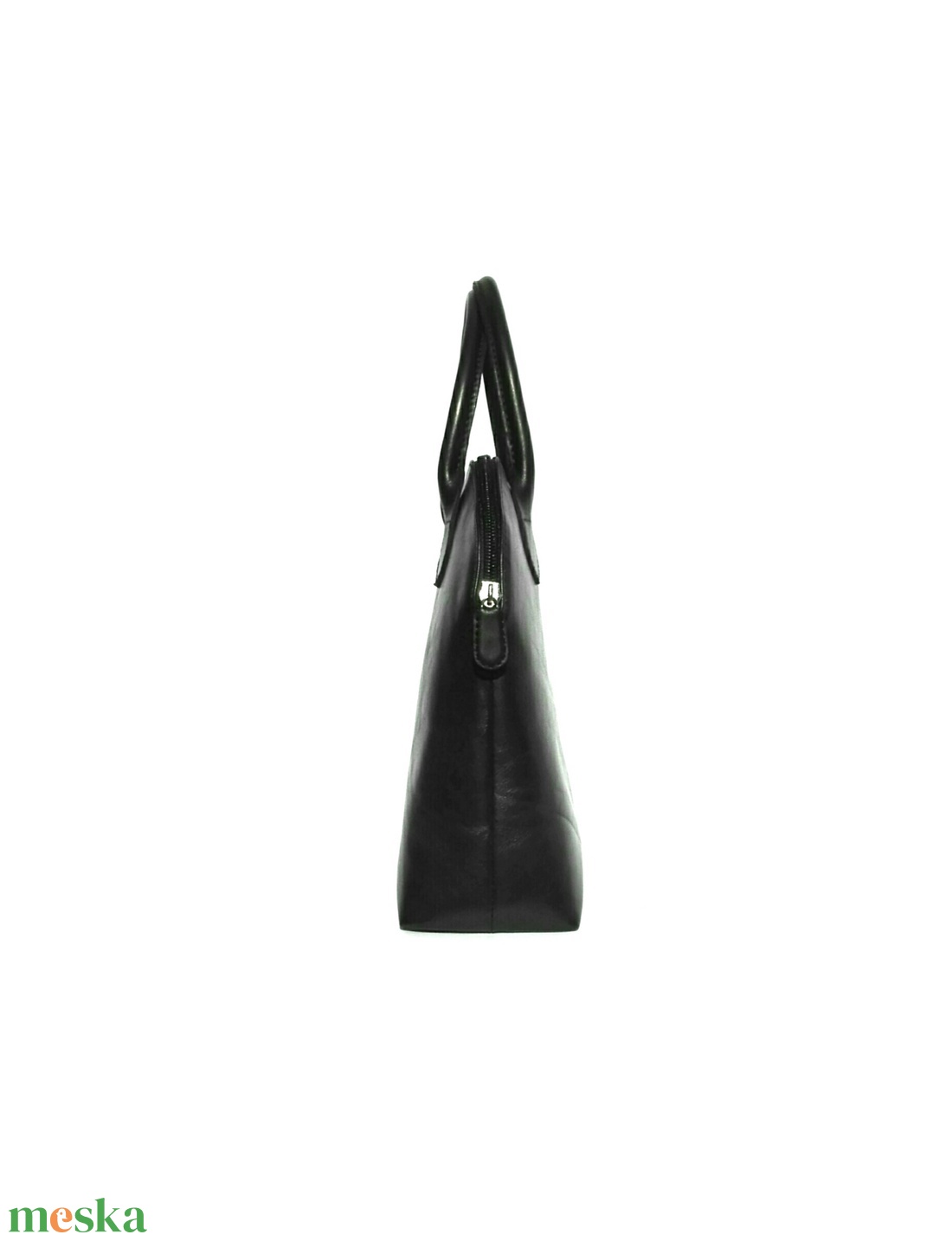 Csak- a kis fekete bőrtáska  - táska & tok - kézitáska & válltáska - kézitáska - Meska.hu
