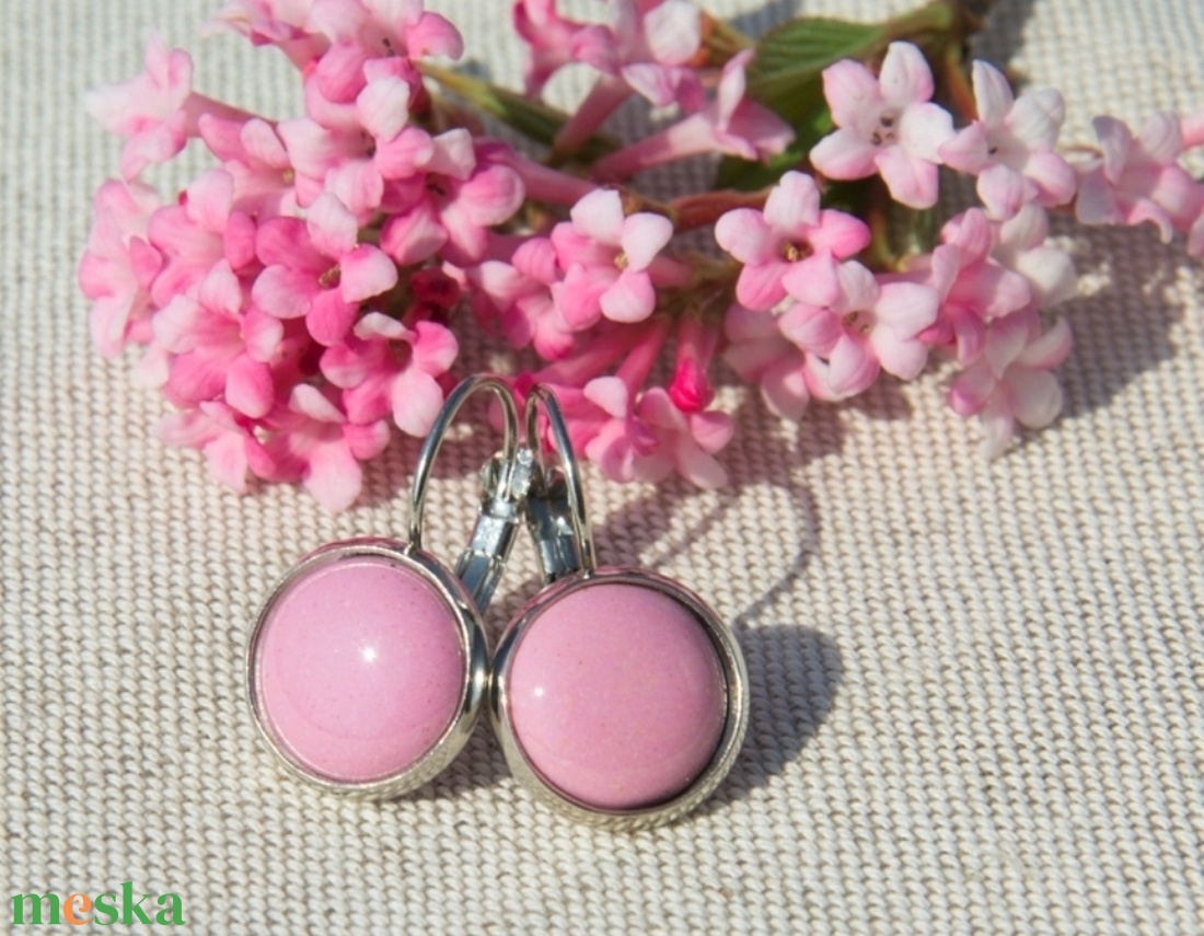 Rózsaszín tűzzománc francia kapcsos fülbevaló - ékszer - fülbevaló - lógó fülbevaló - Meska.hu