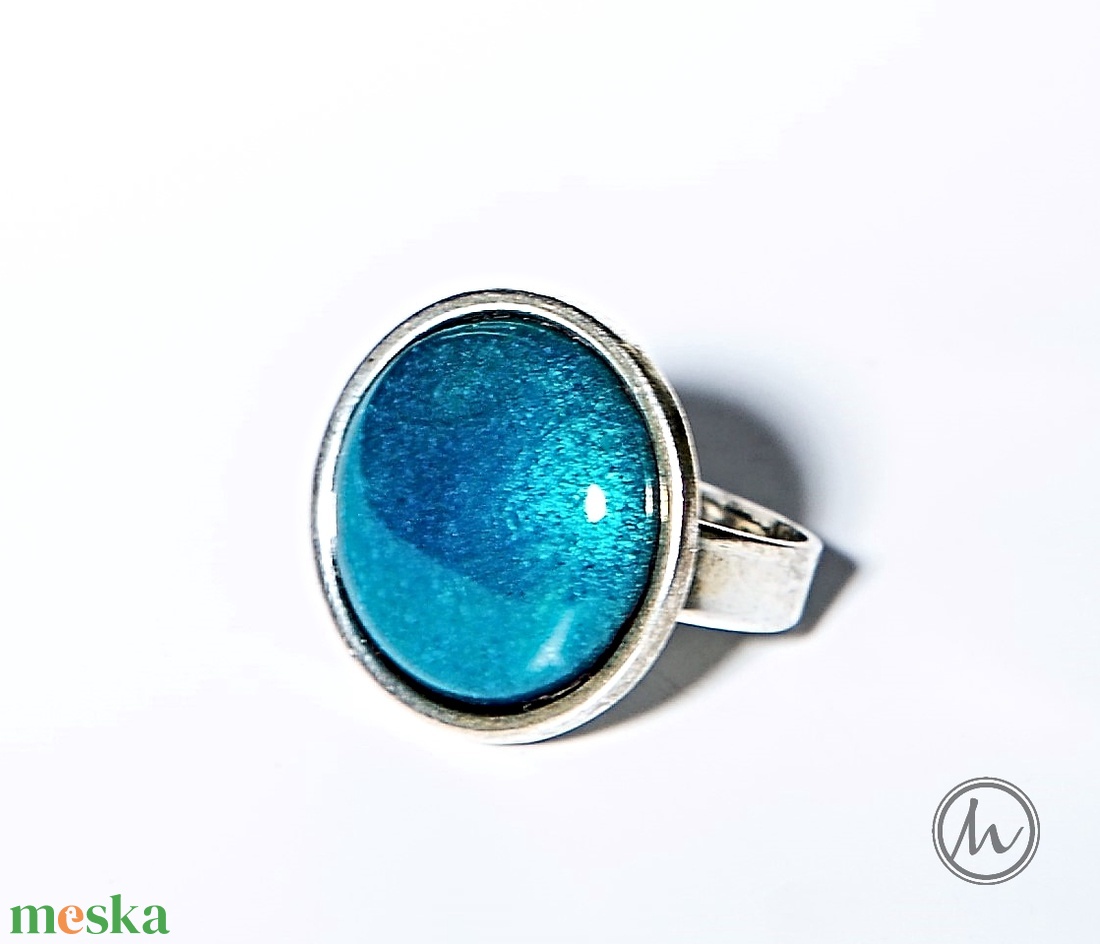 Türkiz kerek tűzzománc gyűrű ezüst színű foglalatban - ékszer - gyűrű - statement gyűrű - Meska.hu