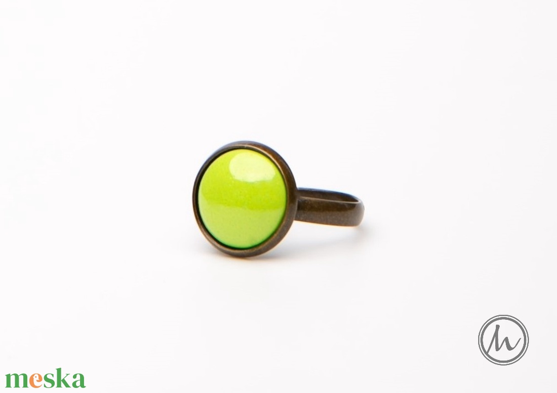 Lime zöld kerek tűzzománc gyűrű - mini - ékszer - gyűrű - kerek gyűrű - Meska.hu Lime zöld kerek tűzzománc gyűrű - mini - ékszer - gyűrű - kerek gyűrű - Meska.hu