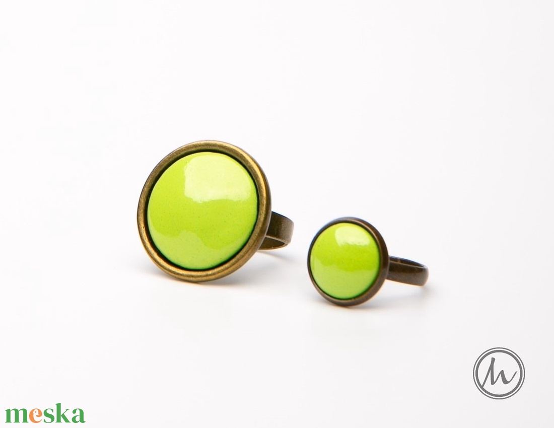 Lime zöld kerek tűzzománc gyűrű - mini - ékszer - gyűrű - kerek gyűrű - Meska.hu Lime zöld kerek tűzzománc gyűrű - mini - ékszer - gyűrű - kerek gyűrű - Meska.hu