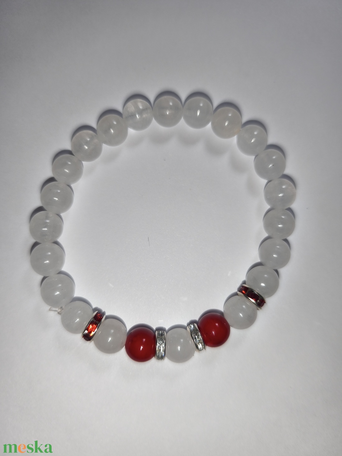 Hójade + piros jáde 8 mm ásvány - ékszer - karkötő - gyöngyös karkötő - Meska.hu