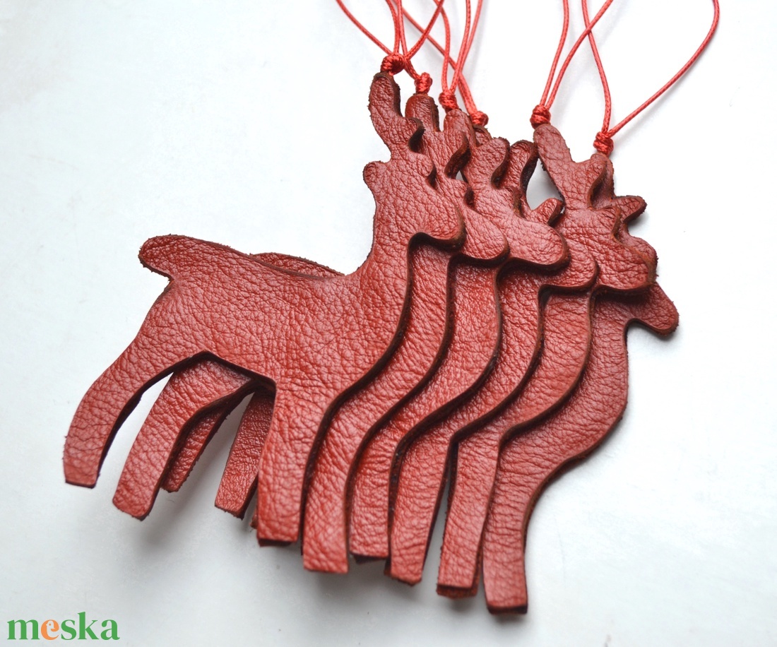 Szarvasok-karácsonyfadísz csomag valódi bőrből - karácsony - karácsonyi lakásdekoráció - karácsonyfadíszek - Meska.hu