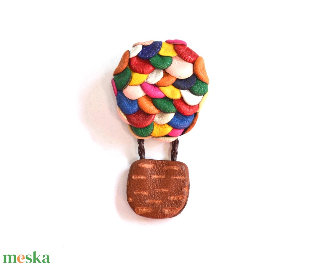 Léggömb extra-kitűző valódi bőrből - ékszer - kitűző és bross - Meska.hu