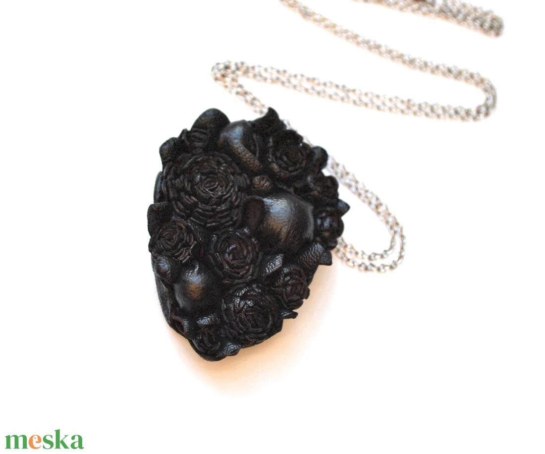 Black dahlias-extra hosszú nyaklánc valódi bőrből - ékszer - nyaklánc - hosszú nyaklánc - Meska.hu Black dahlias-extra hosszú nyaklánc valódi bőrből - ékszer - nyaklánc - hosszú nyaklánc - Meska.hu