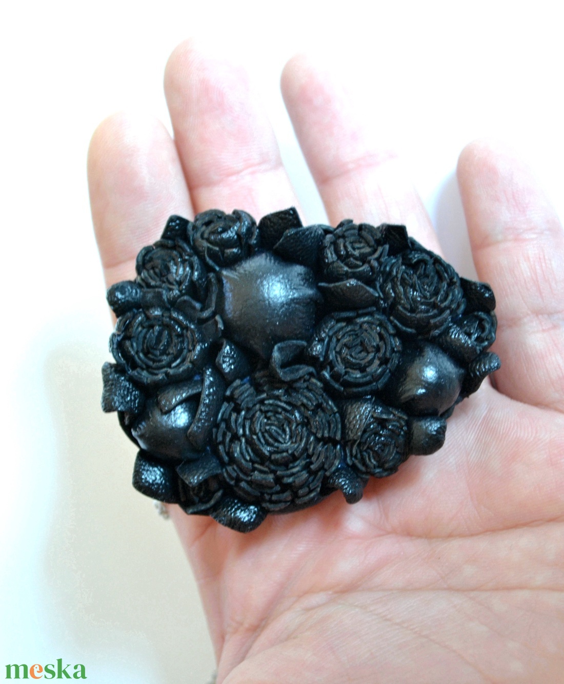 Black dahlias-extra hosszú nyaklánc valódi bőrből - ékszer - nyaklánc - hosszú nyaklánc - Meska.hu Black dahlias-extra hosszú nyaklánc valódi bőrből - ékszer - nyaklánc - hosszú nyaklánc - Meska.hu