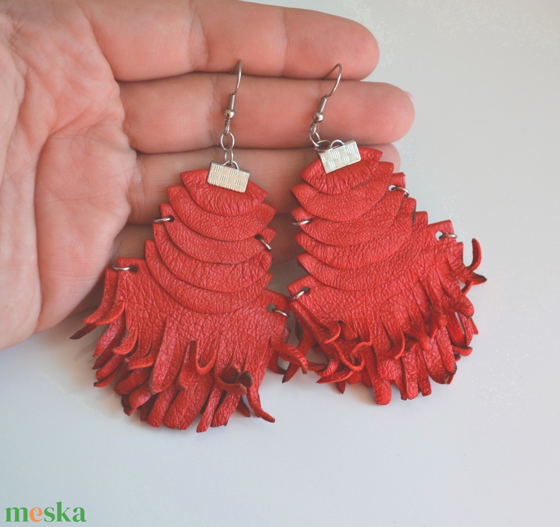 Etno Rustic-full red-extra fülbevaló valódi bőrből - ékszer - fülbevaló - Meska.hu Etno Rustic-full red-extra fülbevaló valódi bőrből - ékszer - fülbevaló - Meska.hu