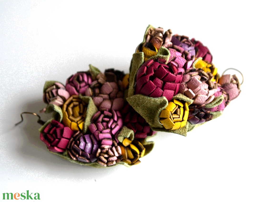 Jardin-fleurs de printemps-valódi bőr fülbevaló - ékszer - fülbevaló - lógó fülbevaló - Meska.hu