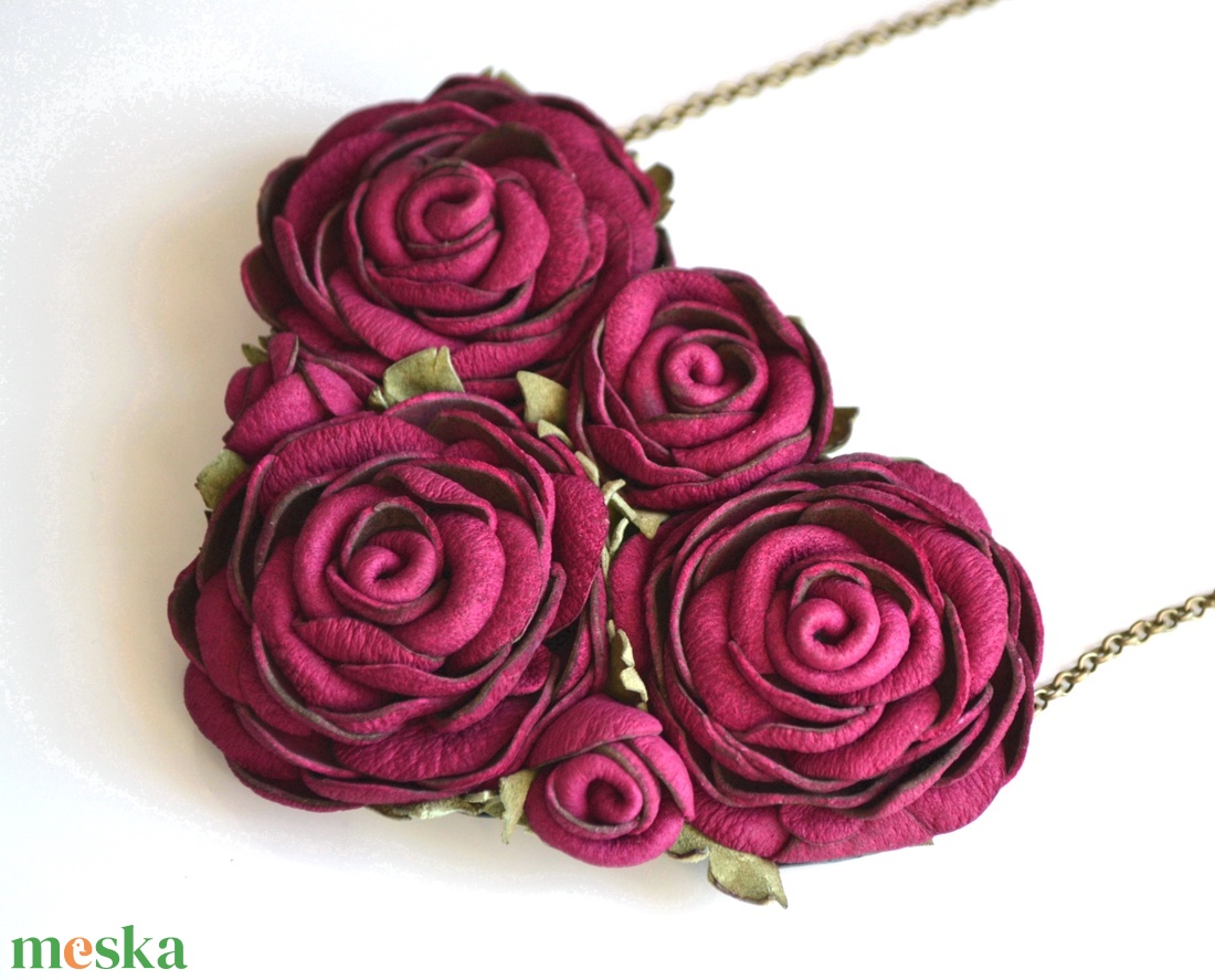 Burgundi rózsák-extra nyakék valódi bőrből - ékszer - nyaklánc - statement nyaklánc - Meska.hu