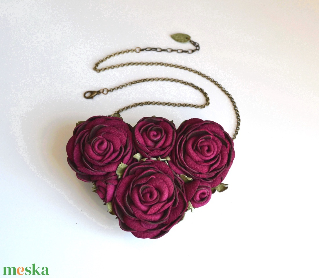Burgundi rózsák-extra nyakék valódi bőrből - ékszer - nyaklánc - statement nyaklánc - Meska.hu