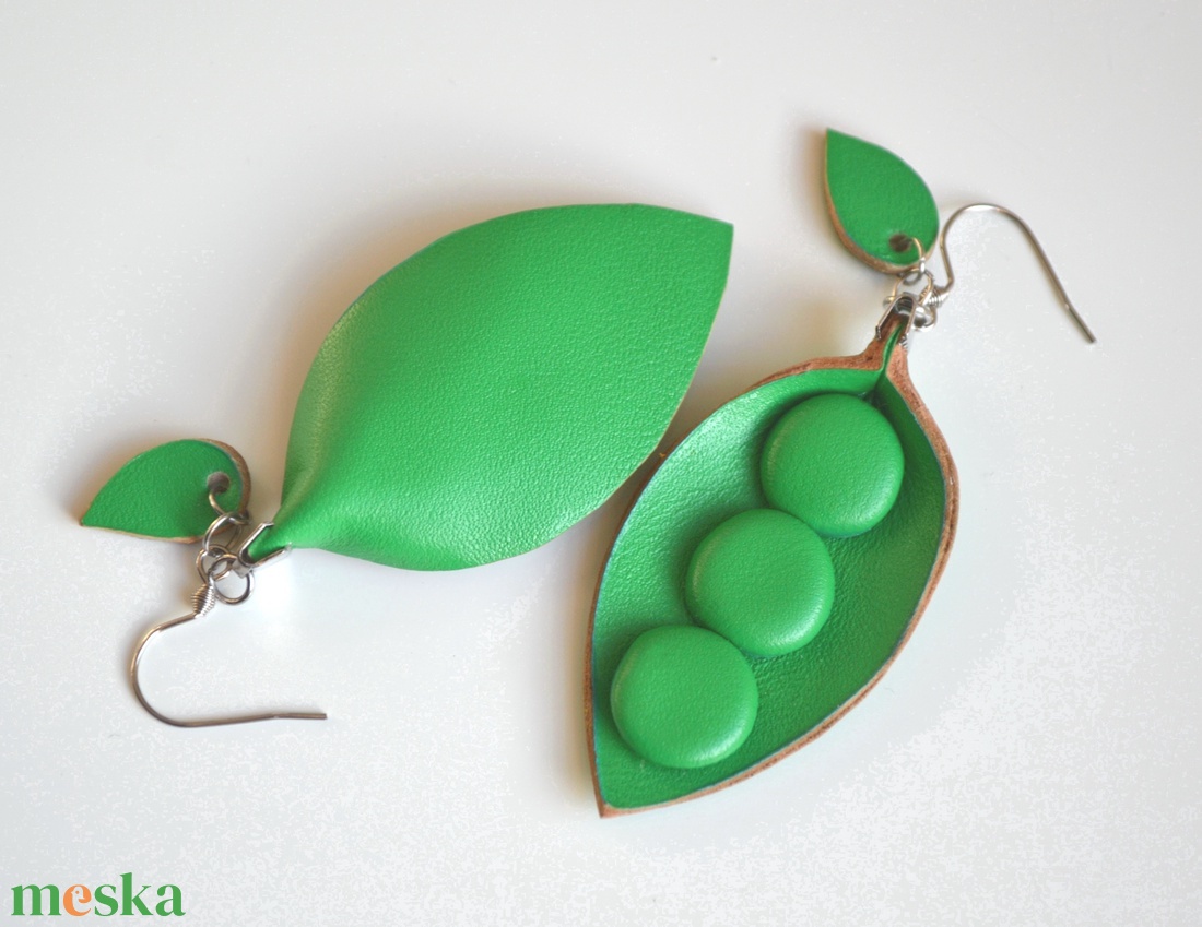 Borsó-valódi bőr fülbevaló - ékszer - fülbevaló - lógó fülbevaló - Meska.hu