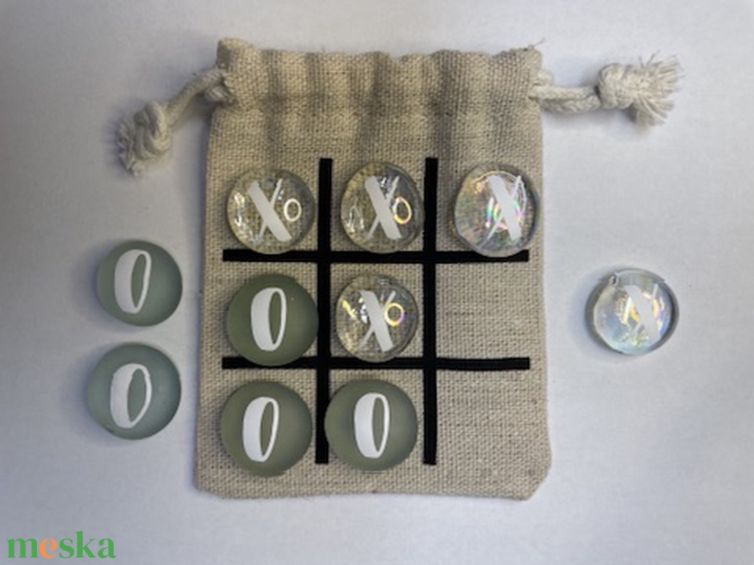 Úti amőbajáték (Tic Tac Toe) - játék & sport - táblajáték és kártyajáték - utazójáték - Meska.hu Úti amőbajáték (Tic Tac Toe) - játék & sport - táblajáték és kártyajáték - utazójáték - Meska.hu