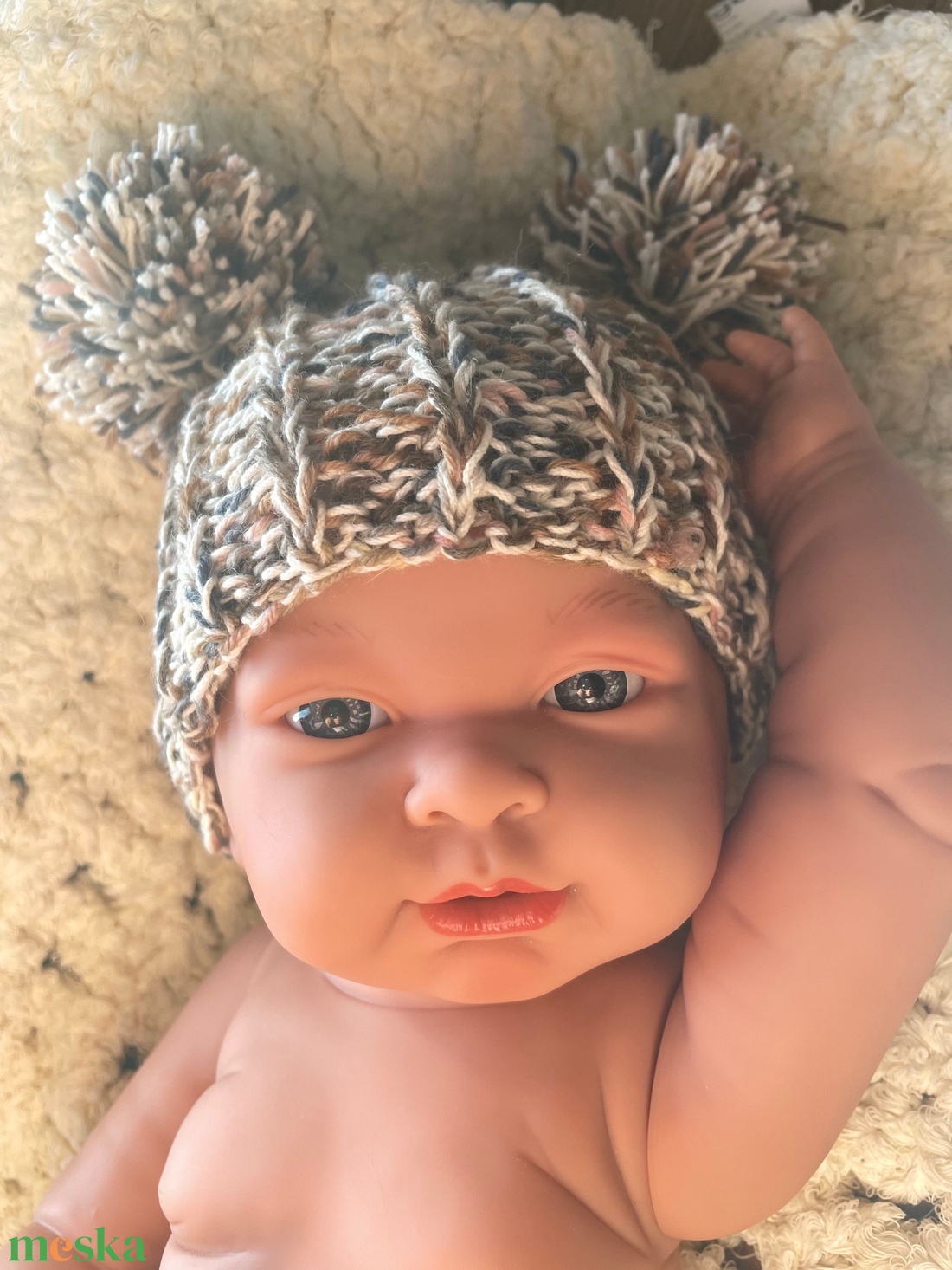 Kötött babasapka és nadrág újszülöttfotózáshoz - baba - mama - babafotózás - babafotózási kellékek - Meska.hu