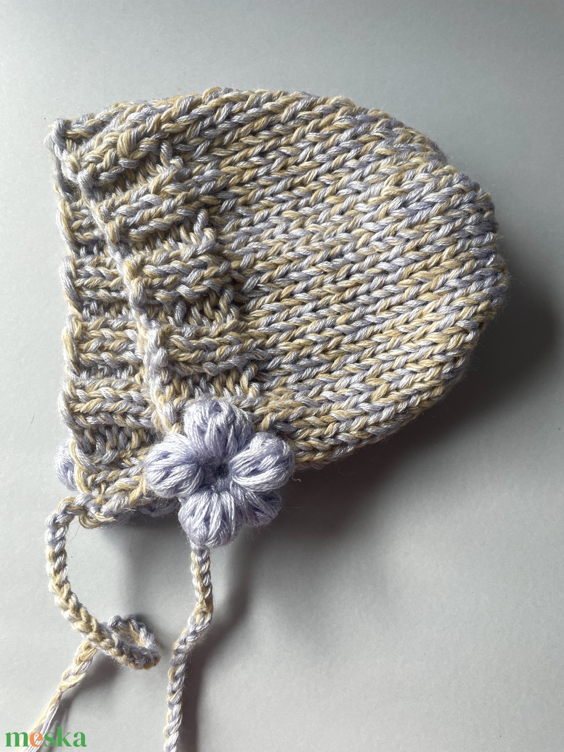 Kötött babasapka újszülöttfotózáshoz - baba - mama - babafotózás - babafotózási kellékek - Meska.hu