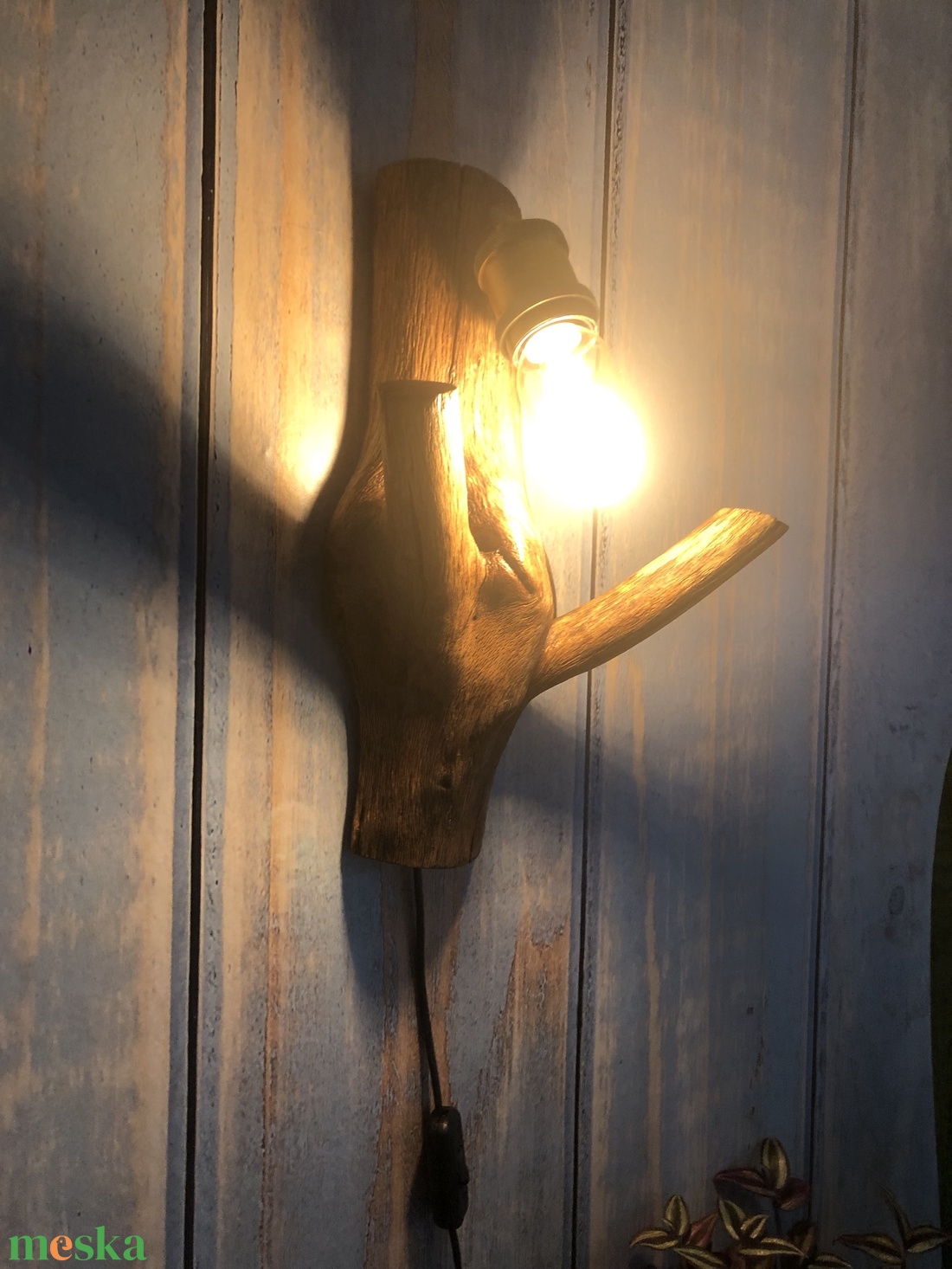 Rusztikus egyedi fa falilámpa - otthon & életmód - lámpa - hangulatlámpa - Meska.hu
