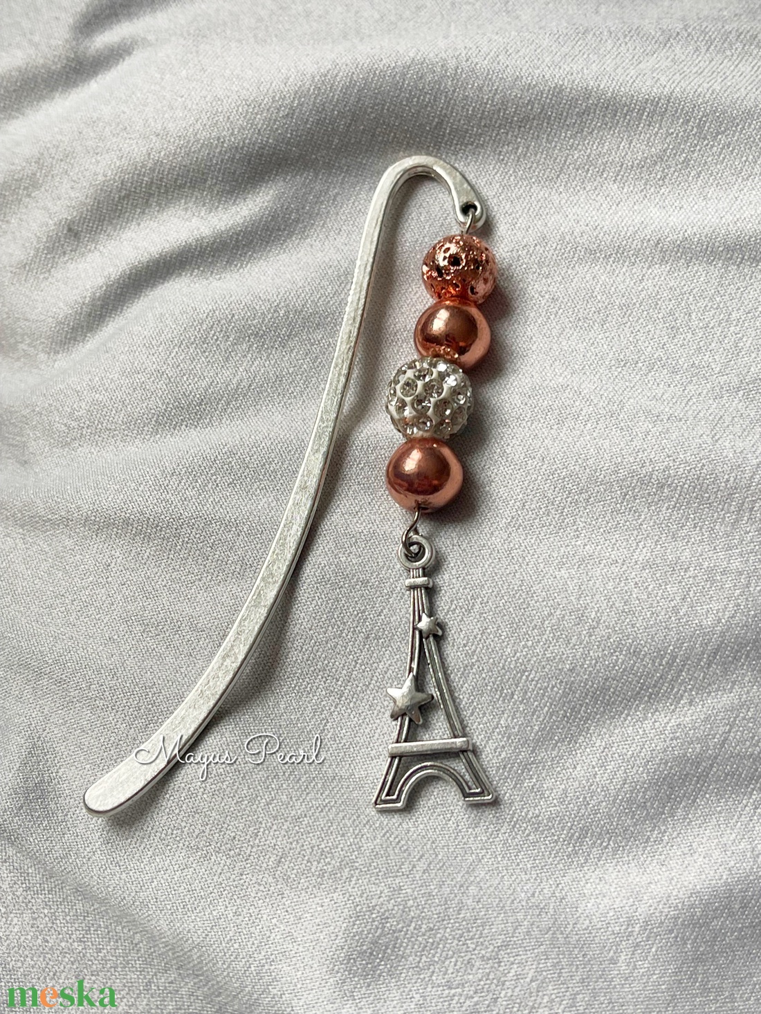 Eiffel tornyos gyöngyös könyvjelző  - könyv & zene - könyvjelző - Meska.hu
