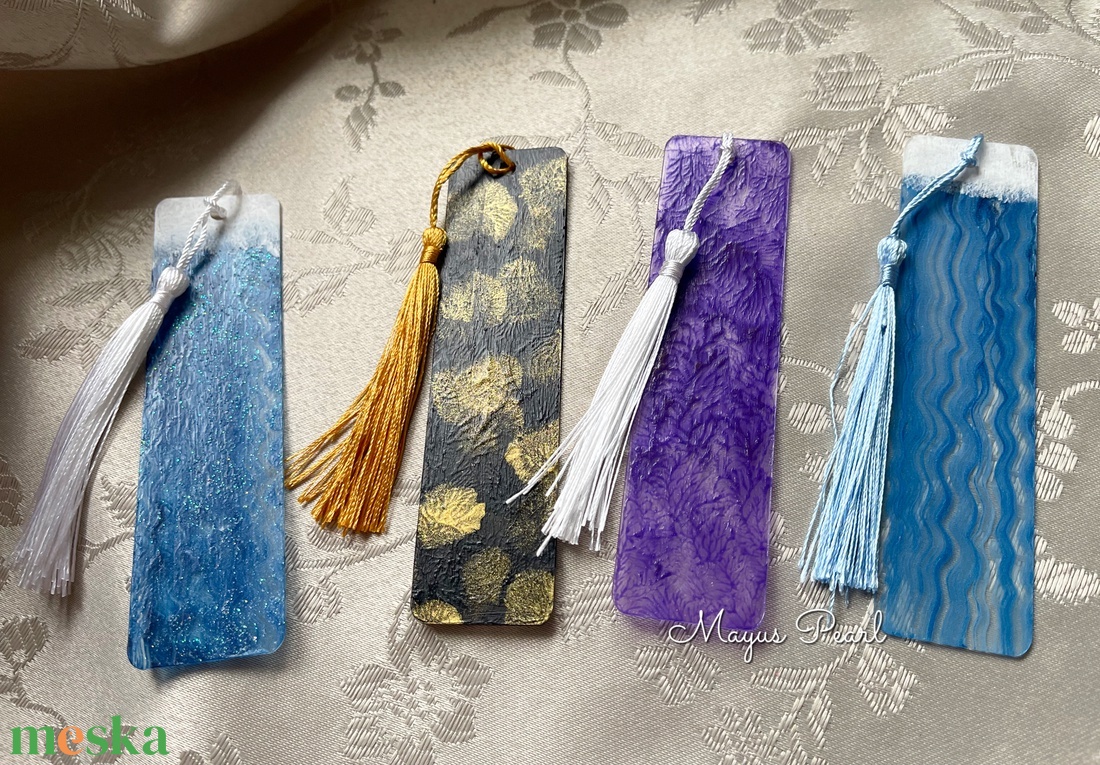 Kézzel festett akril könyvjelző  - könyv & zene - könyvjelző - Meska.hu