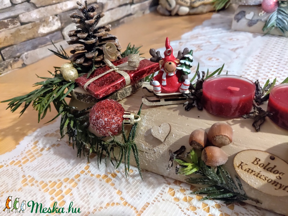 Adventi farönk asztaldísz rénszarvassal és sült alma illatú mécsesekkel - karácsony - adventi díszek - adventi koszorú - Meska.hu Adventi farönk asztaldísz rénszarvassal és sült alma illatú mécsesekkel - karácsony - adventi díszek - adventi koszorú - Meska.hu
