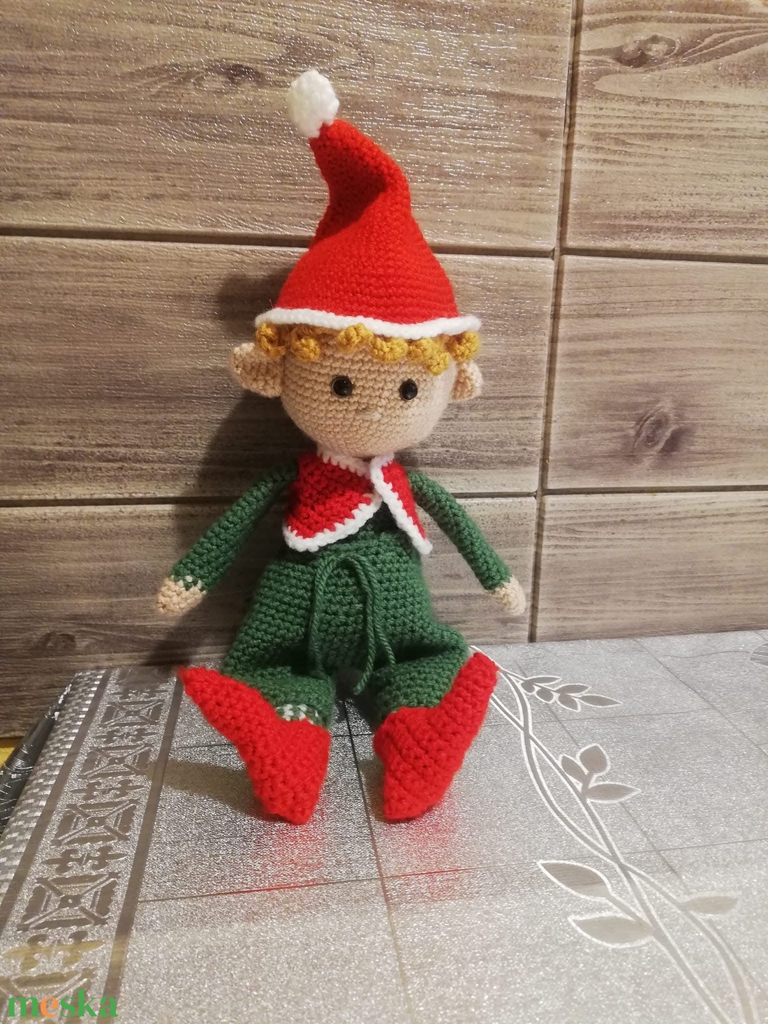 Horgolt manócska - karácsony - adventi díszek - adventi asztaldísz - Meska.hu